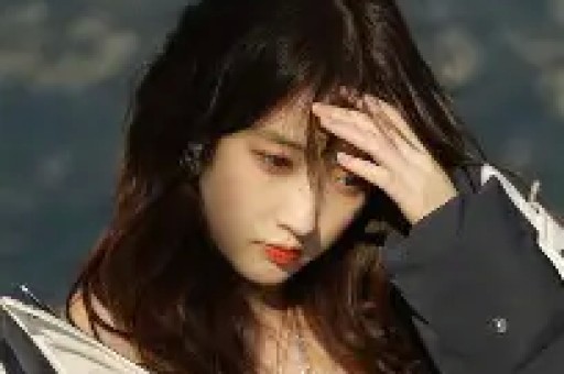 冉莹颖人设崩了想和邹市明收入AA女方账号被冲 网友神评太扎心 冉莹颖人设崩了想和邹市明收入AA女方账号被冲 网友神评太扎心